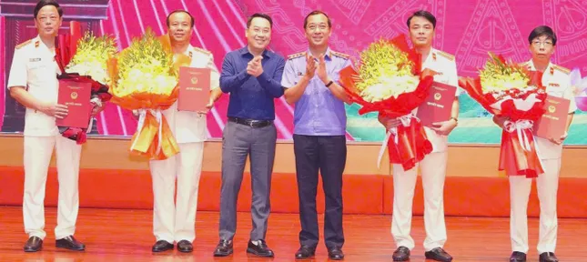 Công bố quyết định của Viện Kiểm sát nhân dân tối cao về công tác cán bộ ảnh 2