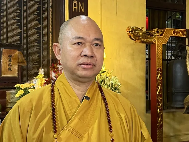 Video: Chuông ngân vang tại chùa Quán Sứ sáng 1/7, cầu quốc thái dân an ảnh 3