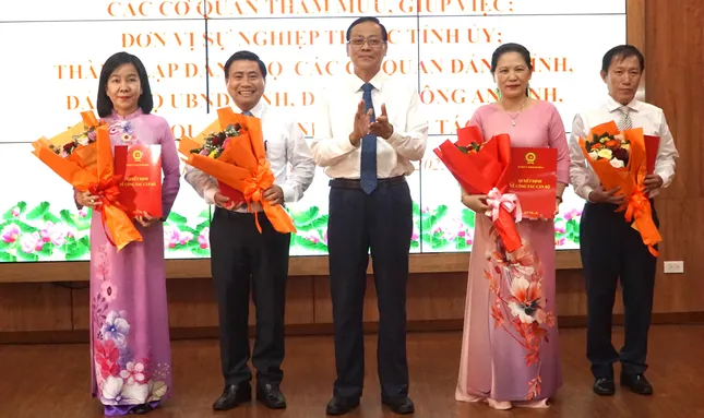 Chỉ định nhân sự lãnh đạo các cơ quan thuộc Tỉnh ủy Khánh Hòa ảnh 2