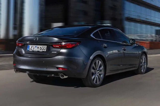 Mazda 6 bản Turbo ra mắt tại Philippines, giá hơn 1 tỷ đồng ảnh 1