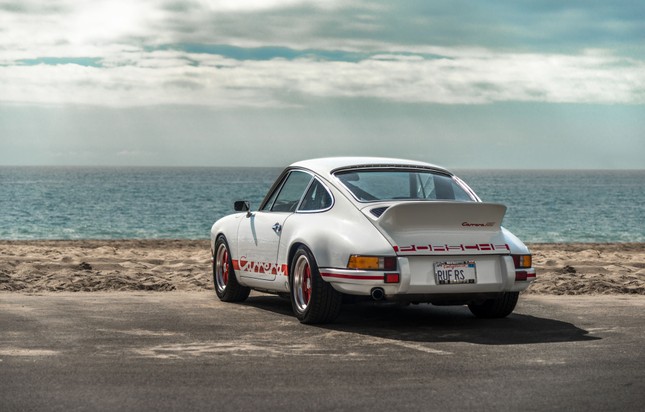Porsche 911 cổ 'siêu hiếm' được đấu giá hàng tỷ đồng ảnh 2