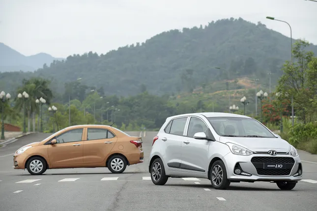 Top 10 ôtô bán chạy nhất tháng 11 ở Việt Nam ảnh 8