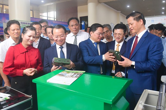 Bộ trưởng Đỗ Đức Duy: Nhiều nghiên cứu ít xuất phát từ thực tiễn ảnh 2