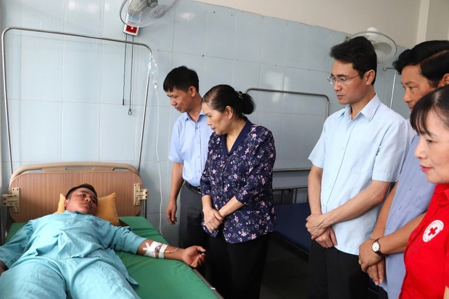 Thông tin mới về sức khỏe của 4 nạn nhân vụ sạt lở công trình thủy điện ở Lai Châu ảnh 1