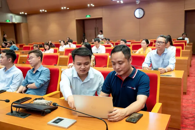 Tập huấn dịch vụ công trực tuyến cho TP Hà Nội theo mô hình 2 cấp ảnh 2