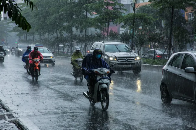 Miền Bắc bước vào đỉnh điểm mưa lớn ảnh 1