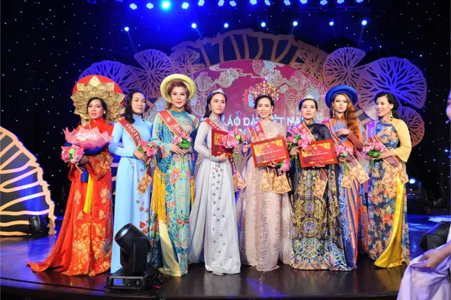 Nữ doanh nhân Thủ đô đăng quang cuộc thi Đại sứ áo dài Việt Nam ảnh 2