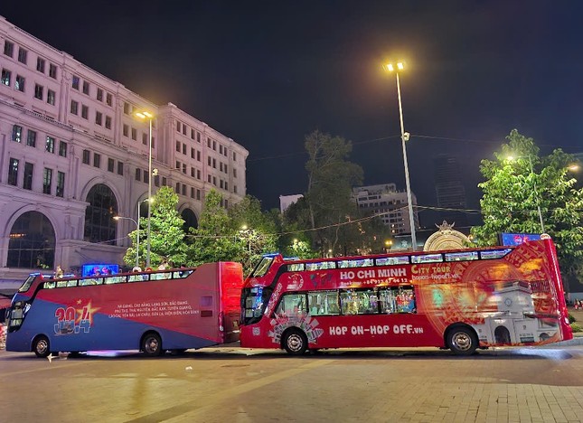 Khách sạn 'cháy phòng', tour du lịch nội địa bùng nổ dịp lễ tại TPHCM ảnh 3