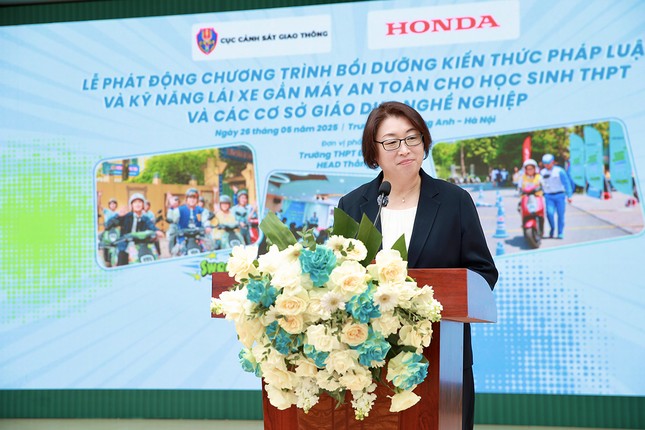Honda Việt Nam bồi dưỡng kiến thức, kỹ năng lái xe an toàn cho học sinh THPT, cơ sở giáo dục ảnh 2