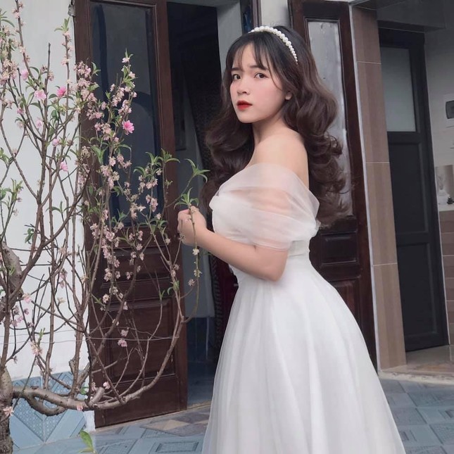 Đinh Trang Thảo - 'Làn gió mới' của TikTok Việt có kết quả thi THPT đáng khen ảnh 3