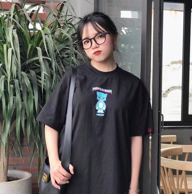 Đinh Trang Thảo - 'Làn gió mới' của TikTok Việt có kết quả thi THPT đáng khen ảnh 10