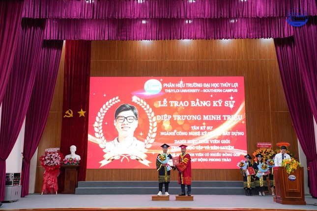 Nam thủ khoa kép ngành Công nghệ kỹ thuật xây dựng và hành trình chinh phục chuỗi giải thưởng học thuật ảnh 5