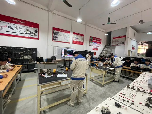 Nữ kỹ sư trẻ ngành Kỹ thuật ô tô: Bản lĩnh ‘phá vỡ định kiến’ để đến với Nissan Automotive Technology ảnh 4