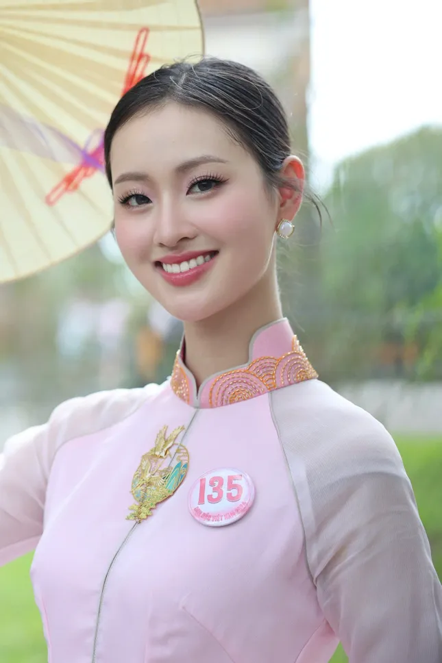 Top 25 thí sinh 'Hoa hậu Việt Nam' 2024 và những màn thăng hạng nhan sắc ấn tượng (Phần 2) ảnh 22