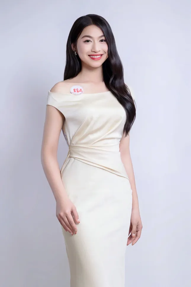 Top 25 thí sinh 'Hoa hậu Việt Nam' 2024 và những màn thăng hạng nhan sắc ấn tượng (Phần 2) ảnh 9