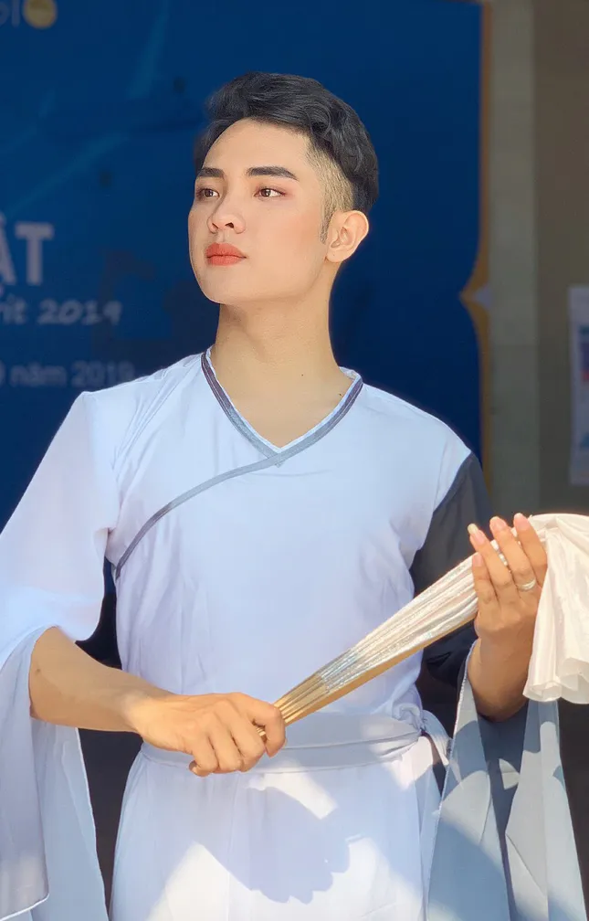 Quyết tâm theo đuổi nghệ thuật múa, chàng trai biến đam mê thành sự thật ảnh 2