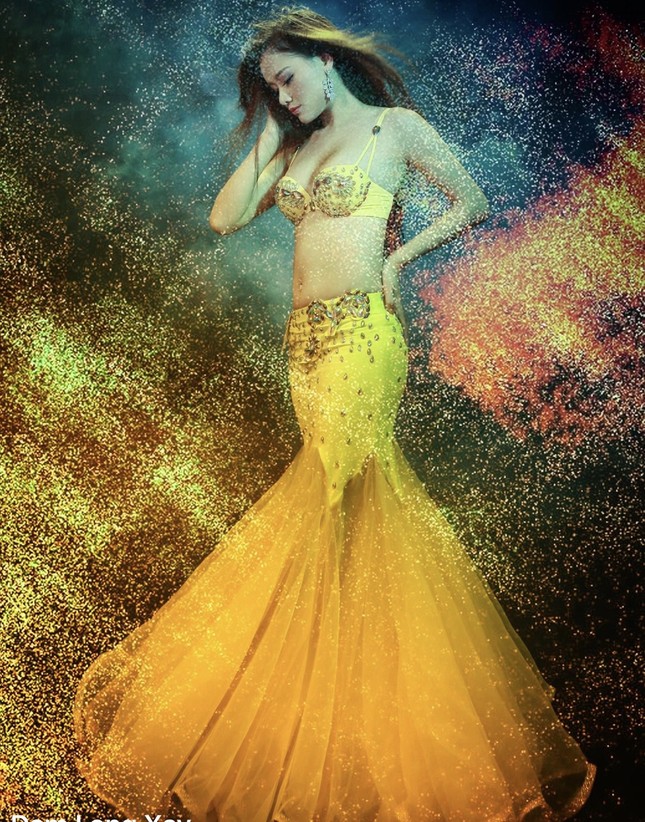 Trịnh Huyền: Từ dân chuyên tự nhiên đến mỹ nữ belly dance ảnh 3