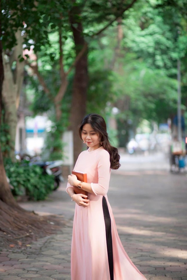 Nữ đảng viên sinh viên yêu mãnh liệt các hoạt động đoàn thể và múa ảnh 6