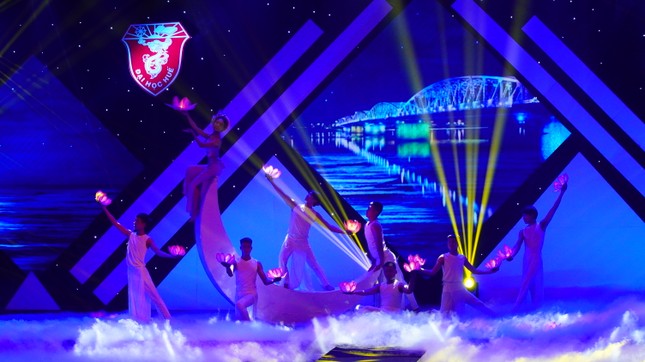 Hoa khôi Đại học Huế 2020: Gọi tên nữ sinh trường Đại học Ngoại ngữ ảnh 21