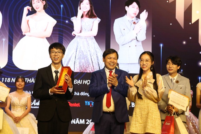 Đại học Y Hà Nội: Tìm ra quán quân cuộc thi “Sinh viên của năm 2020” ảnh 3