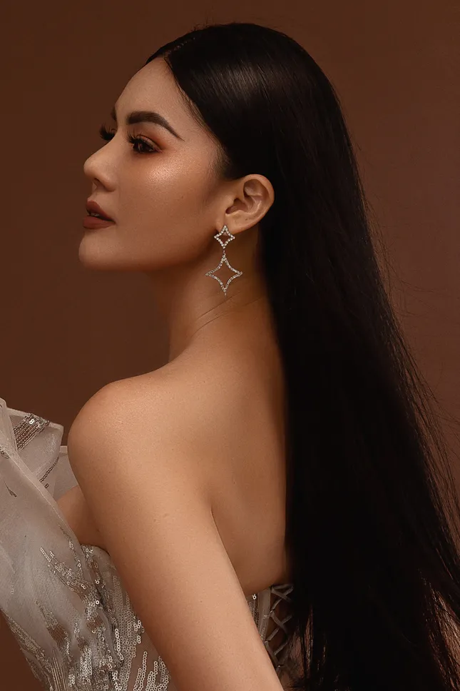 Hoa hậu Kim Nguyên: “Tôi chọn lối sống kín kẽ để luôn thấy bình yên“ ảnh 8