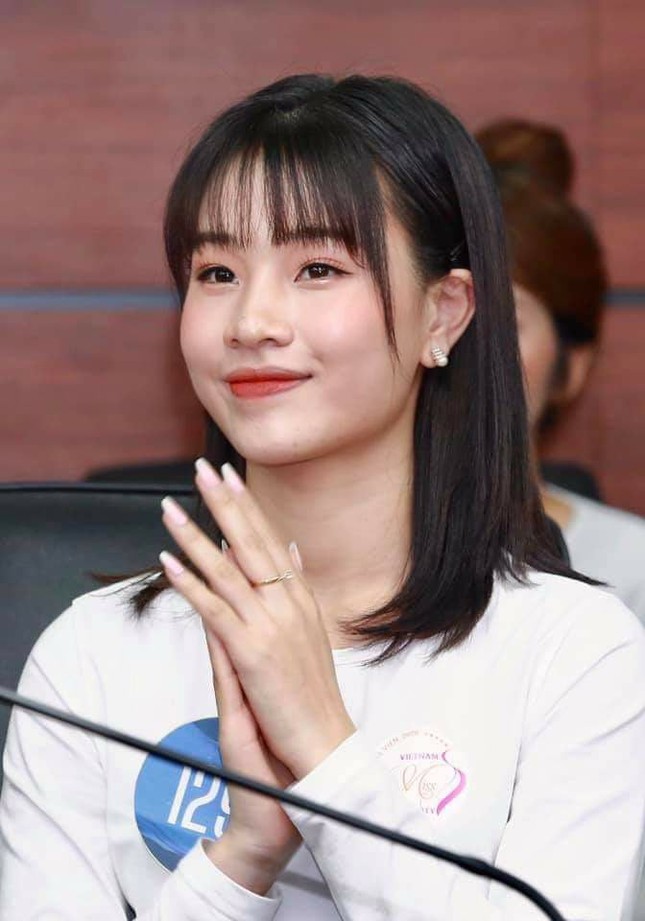 Nữ sinh giỏi xinh của Đại học Vinh có duyên với nước Lào ảnh 2