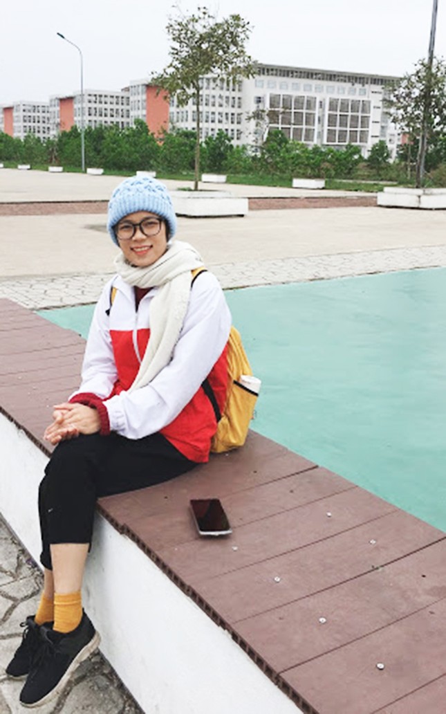 Nữ sinh là Đảng viên trường Thủy Lợi có ngày tháng năm sinh toàn số 8 ảnh 4