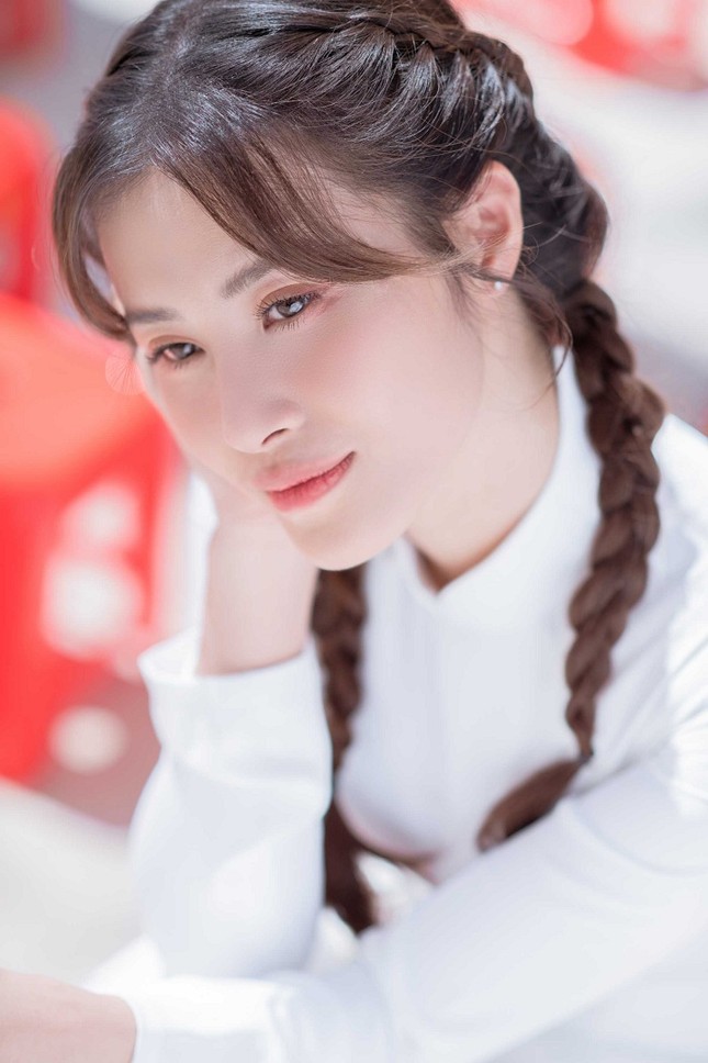 “Khi con là mẹ” hay tâm sự cảm động của “bà bầu hot nhất showbiz” Đông Nhi ảnh 2