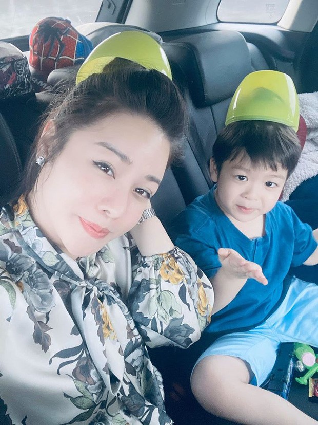 Nhói lòng nghe Nhật Kim Anh kể khổ chuyện chồng cũ không cho gặp con trai ảnh 1
