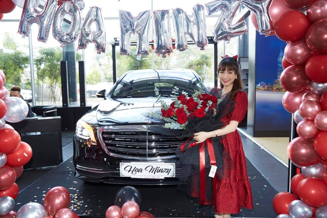 Dù có chồng giàu có, Hòa Minzy vẫn được hội chị em khen ngợi vì quan điểm này ảnh 4