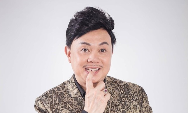 Không phải vợ hay anh trai, đây mới là người duy nhất được đón linh cữu Chí Tài ở Mỹ ảnh 4