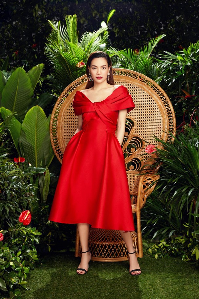 Không thể tin đây là vóc dáng của bà mẹ mới sinh đôi được hơn một tháng ảnh 3