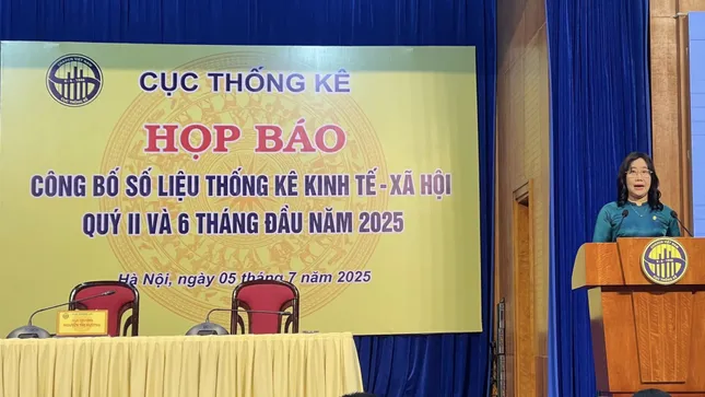 GDP 6 tháng tăng cao nhất 15 năm ảnh 1
