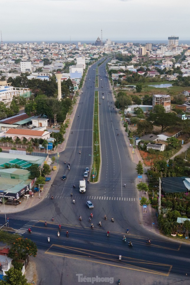 Bình Thuận còn bao nhiêu xã sau khi bỏ cấp huyện ảnh 1