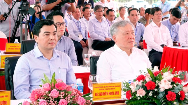 Đồng loạt khánh thành, khởi công, thông xe nhiều dự án trọng điểm ảnh 19
