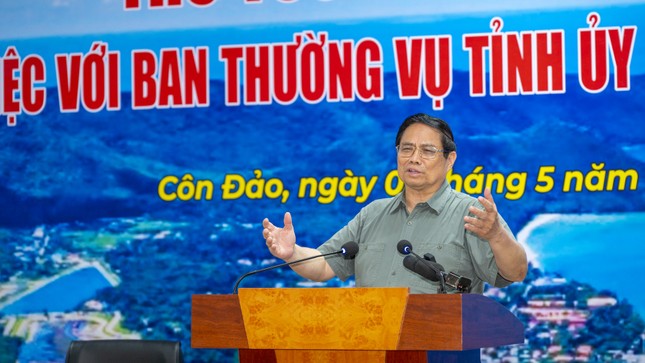 Thủ tướng Chính phủ Phạm Minh Chính thắp nến tri ân ở Côn Đảo ảnh 4