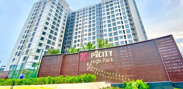 TPHCM đối thoại để gỡ vướng sổ hồng cho 8 dự án ảnh 2