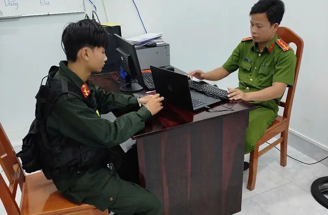Giả danh cảnh sát cơ động, dân quân tự vệ cưỡng đoạt tài sản ảnh 2