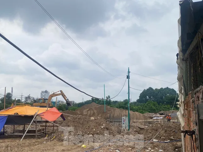 Cận cảnh nghĩa trang lớn nhất TPHCM sắp thành trường học ảnh 3
