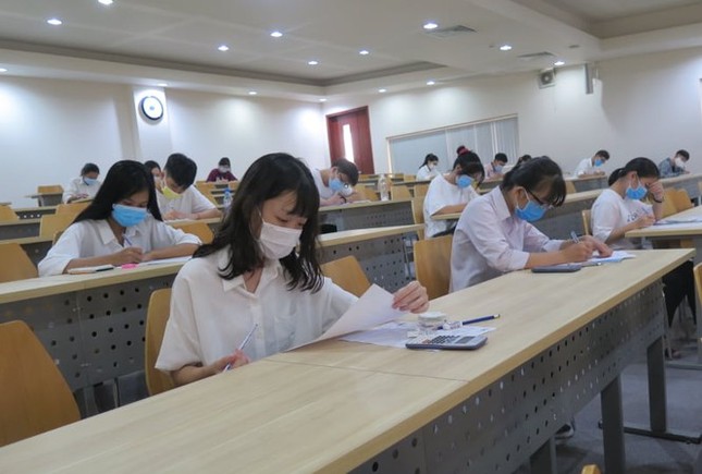 Trường đại học tổ chức thi riêng ở năm 2021 như thế nào? ảnh 1