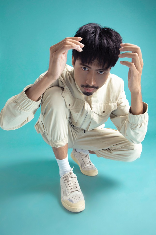 Nhờ “tiên tri” đúng đề Văn, MV mới của Đen Vâu leo thẳng Top 1 Trending YouTube ảnh 4