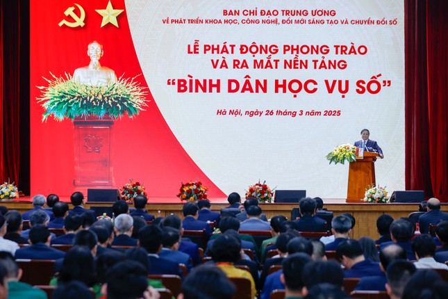 Ban Chỉ đạo Trung ương đặt ra nhiều chỉ tiêu cho phong trào 'Bình dân học vụ số' ảnh 1