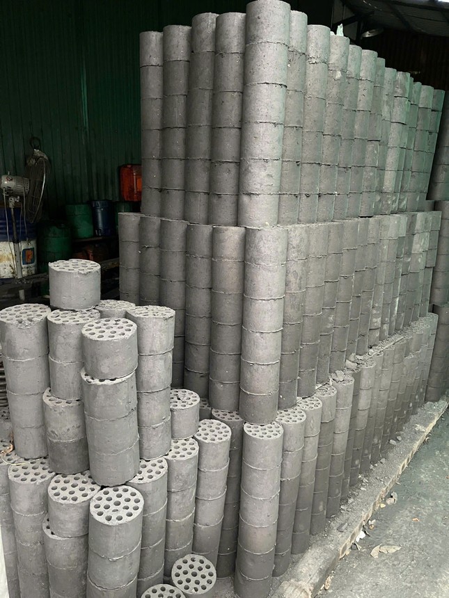 Hà Nội: Bao giờ hoàn toàn xóa bỏ được than tổ ong? ảnh 4