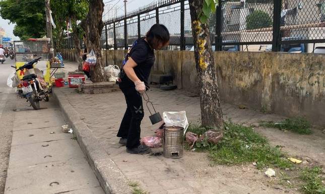 Hà Nội: Bao giờ hoàn toàn xóa bỏ được than tổ ong? ảnh 1