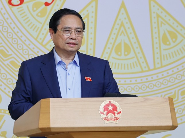 Thủ tướng yêu cầu mở đợt cao điểm truy quét buôn lậu, hàng giả ảnh 1