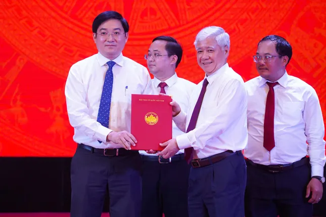 Công bố quyết định về công tác cán bộ tại Cơ quan Uỷ ban Trung ương MTTQ Việt Nam ảnh 5