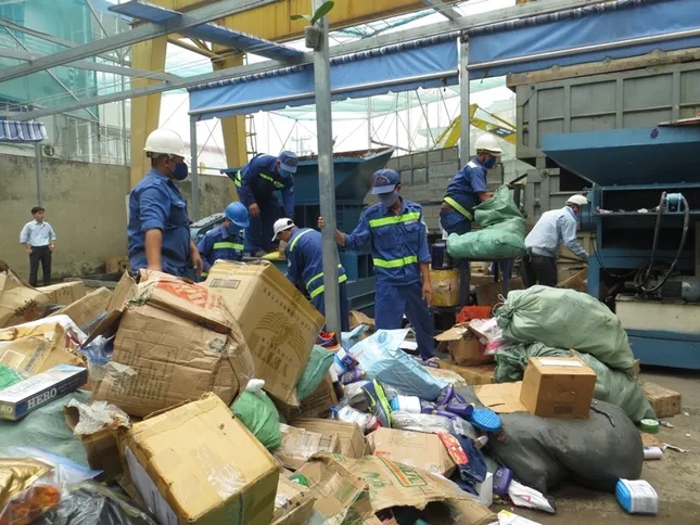 TPHCM liên tiếp phát hiện nhiều vụ sản xuất, kinh doanh hàng giả ảnh 2