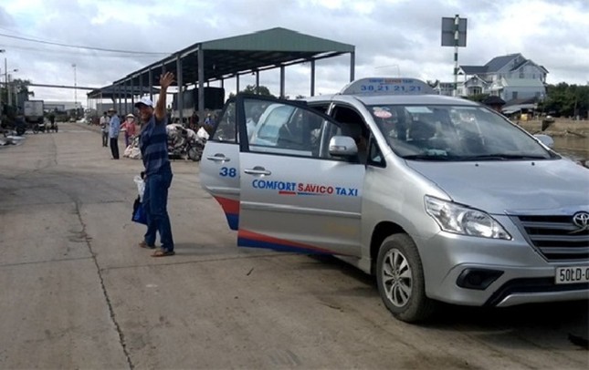 Hai hãng taxi ở Sài Gòn bắt tay 'quyết đấu' Grab? ảnh 1