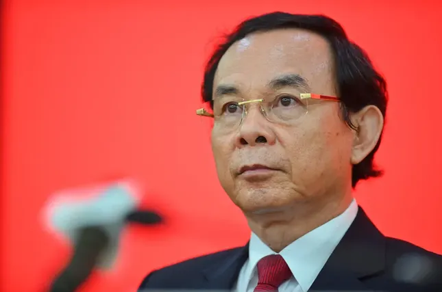 Bộ Chính trị chỉ định ông Nguyễn Văn Nên giữ chức Bí thư Thành ủy TPHCM mới ảnh 1