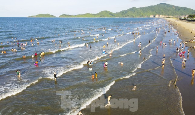 Vì sao Hà Tĩnh đề xuất chưa sắp xếp thị xã Hồng Lĩnh? ảnh 5